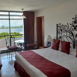 Oasis Lite Double Room
